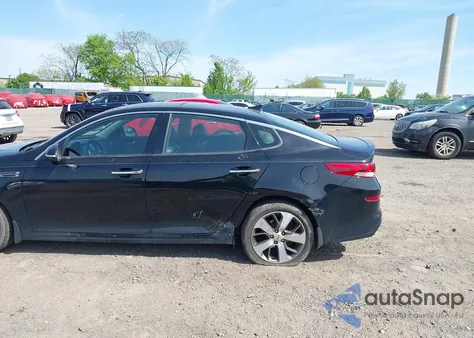 2019 Kia Optima S из США, поврежденный, VIN 5XXGT4L32KG284509